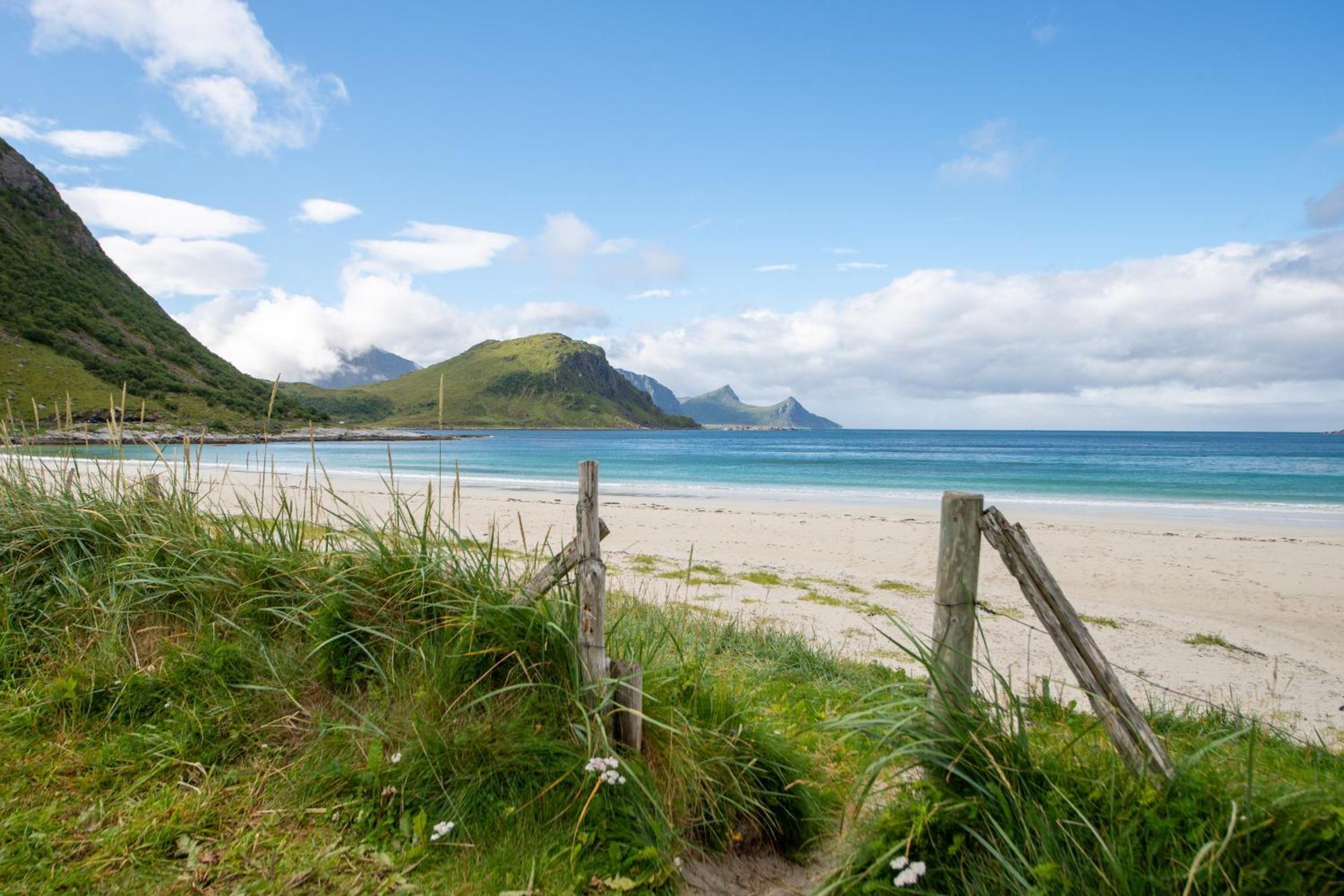 Haukland Beach Panorama Offersoya Экстерьер фото